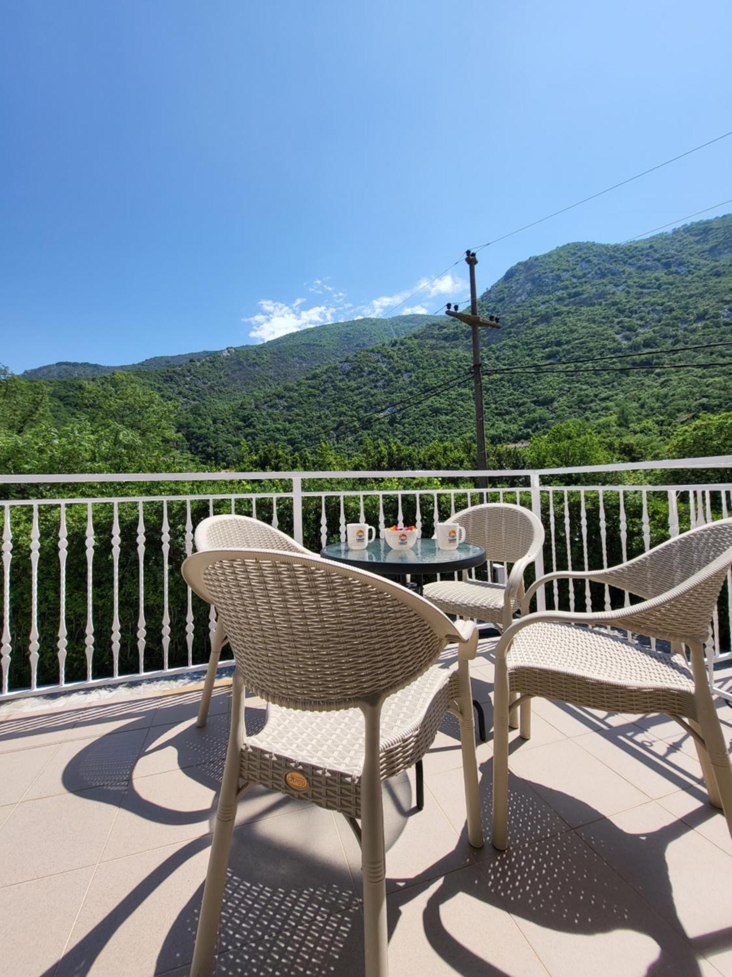 Apartments Lalevic Donji Morinj Εξωτερικό φωτογραφία
